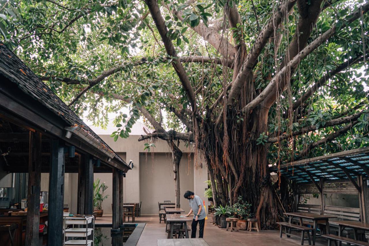 茵帕瓦酒店 Ban Phai 外观 照片